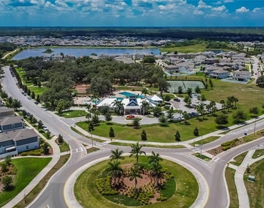 13128 Royal Pines Avenue - Photo Thumbnail 36