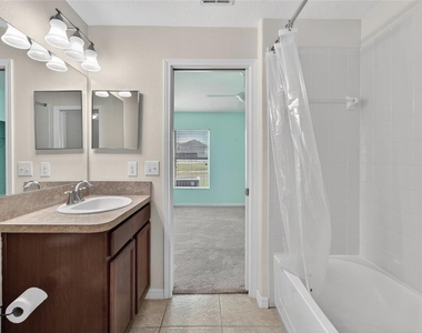 13128 Royal Pines Avenue - Photo Thumbnail 27