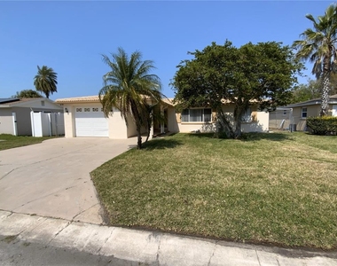 4625 Compass Court - Photo Thumbnail 20