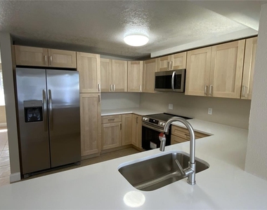 4625 Compass Court - Photo Thumbnail 3