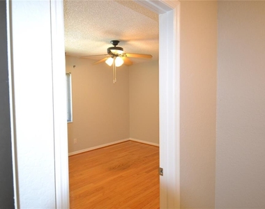 1801 E Lake Road - Photo Thumbnail 30