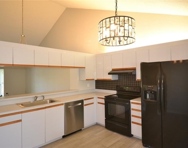 1801 E Lake Road - Photo Thumbnail 8