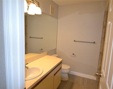 1801 E Lake Road - Photo Thumbnail 36