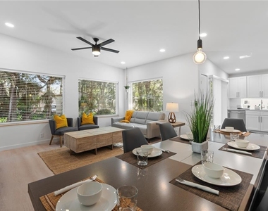 39 Florida Avenue - Photo Thumbnail 1