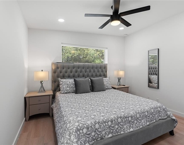 39 Florida Avenue - Photo Thumbnail 20