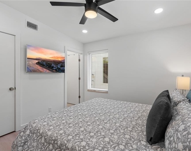 39 Florida Avenue - Photo Thumbnail 19