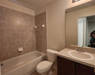 9333 Stone River Place - Photo Thumbnail 25