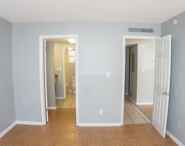 4601 22nd Avenue S - Photo Thumbnail 5