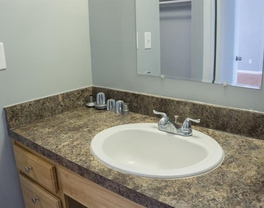 4601 22nd Avenue S - Photo Thumbnail 10