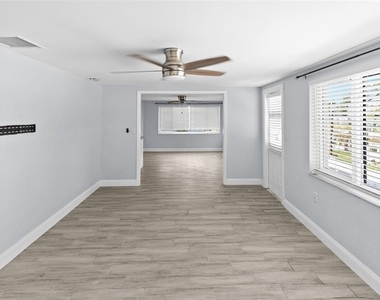 13916 Sommers Avenue - Photo Thumbnail 11