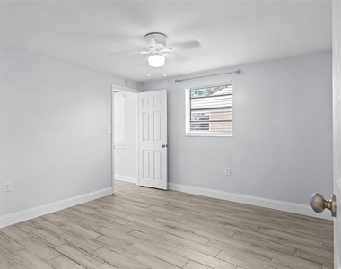 13916 Sommers Avenue - Photo Thumbnail 21