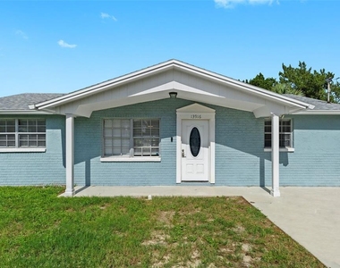 13916 Sommers Avenue - Photo Thumbnail 30