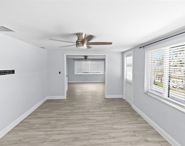 13916 Sommers Avenue - Photo Thumbnail 12