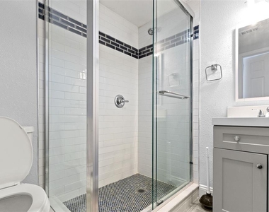 13916 Sommers Avenue - Photo Thumbnail 18