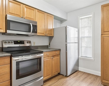 11325 Stratton Park Drive - Photo Thumbnail 4