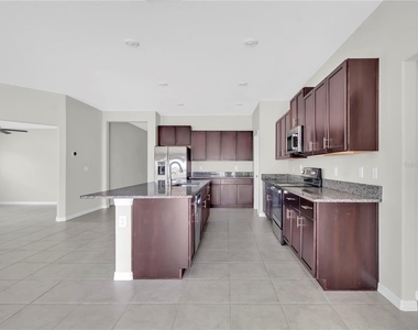 16568 Delia Street - Photo Thumbnail 18