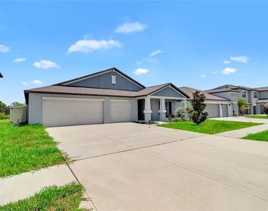 16568 Delia Street - Photo Thumbnail 6