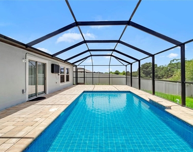 16568 Delia Street - Photo Thumbnail 2