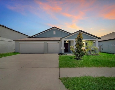 16568 Delia Street - Photo Thumbnail 4