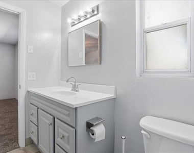 5991 Fairfield Avenue S - Photo Thumbnail 8