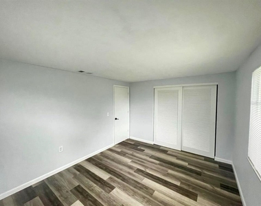 3331 Monticello Street - Photo Thumbnail 6