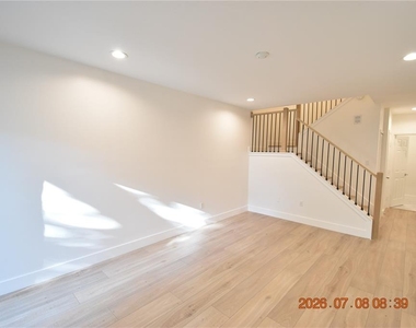 1138 Shipwatch Circle - Photo Thumbnail 7