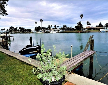 12175 3rd Street E - Photo Thumbnail 17