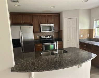 2800 Birchcreek Drive - Photo Thumbnail 8
