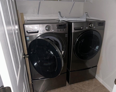 2800 Birchcreek Drive - Photo Thumbnail 22