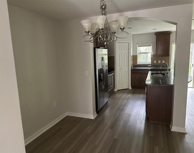 2800 Birchcreek Drive - Photo Thumbnail 3