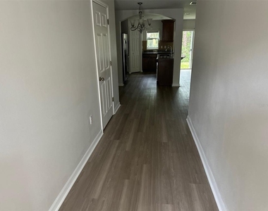 2800 Birchcreek Drive - Photo Thumbnail 2