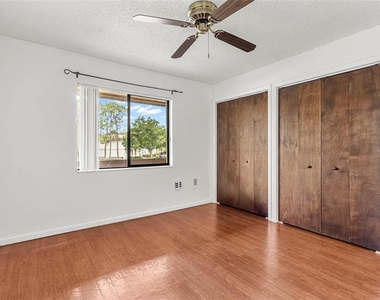 108 Woodlands Court - Photo Thumbnail 10