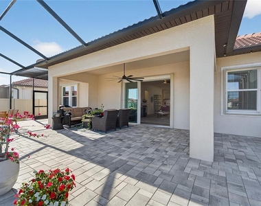 17216 Scuba Crest Street - Photo Thumbnail 40