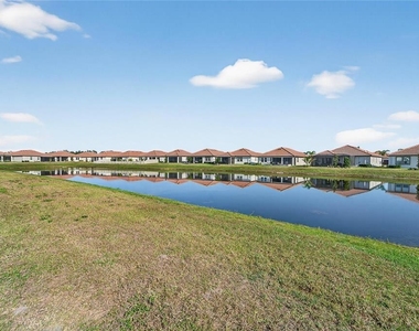 17216 Scuba Crest Street - Photo Thumbnail 45