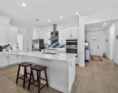 17216 Scuba Crest Street - Photo Thumbnail 4