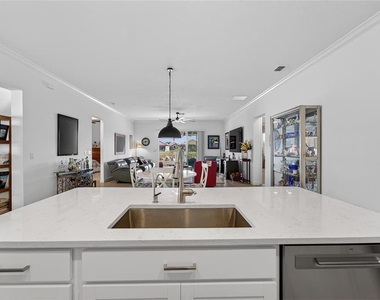 17216 Scuba Crest Street - Photo Thumbnail 7
