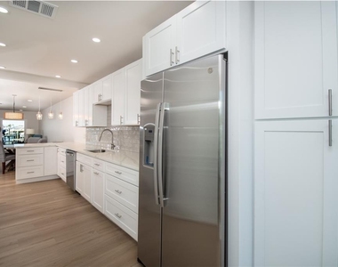 128 Boca Ciega Point Boulevard N - Photo Thumbnail 9