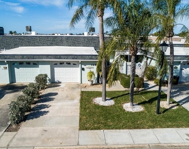 128 Boca Ciega Point Boulevard N - Photo Thumbnail 1