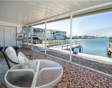 128 Boca Ciega Point Boulevard N - Photo Thumbnail 18