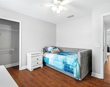2734 Silvermoss Drive - Photo Thumbnail 43