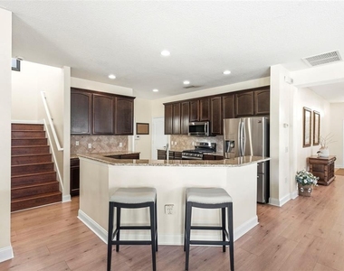 2734 Silvermoss Drive - Photo Thumbnail 15