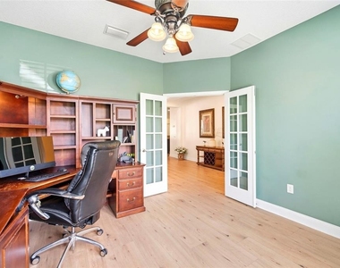 2734 Silvermoss Drive - Photo Thumbnail 6