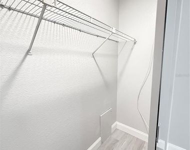 1231 Illinois Avenue - Photo Thumbnail 9
