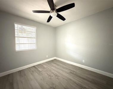 1231 Illinois Avenue - Photo Thumbnail 15