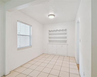 3808 S Grady Avenue - Photo Thumbnail 11
