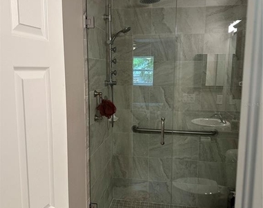 1119 Beverly Avenue - Photo Thumbnail 16