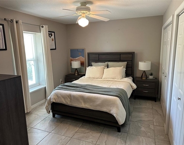 1119 Beverly Avenue - Photo Thumbnail 12
