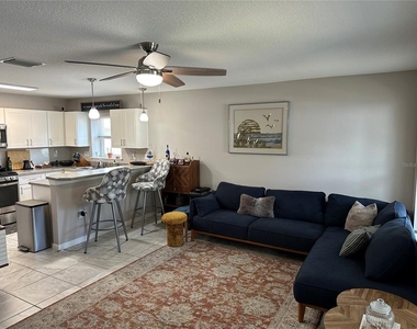 1119 Beverly Avenue - Photo Thumbnail 7
