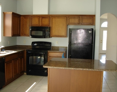 9630 Baton Rouge Lane - Photo Thumbnail 3
