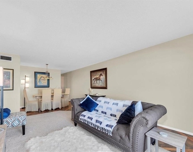 2469 Franciscan Drive - Photo Thumbnail 5
